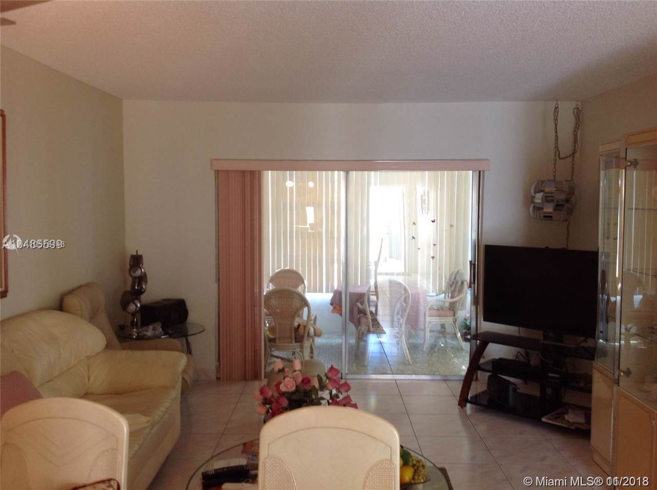 5181 Oakland Park Blvd - Photo 1