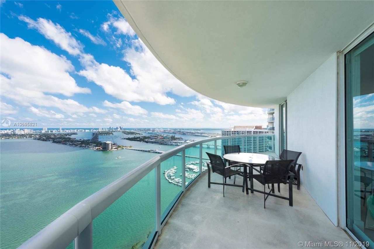 1800 Bayshore Dr - Photo 1