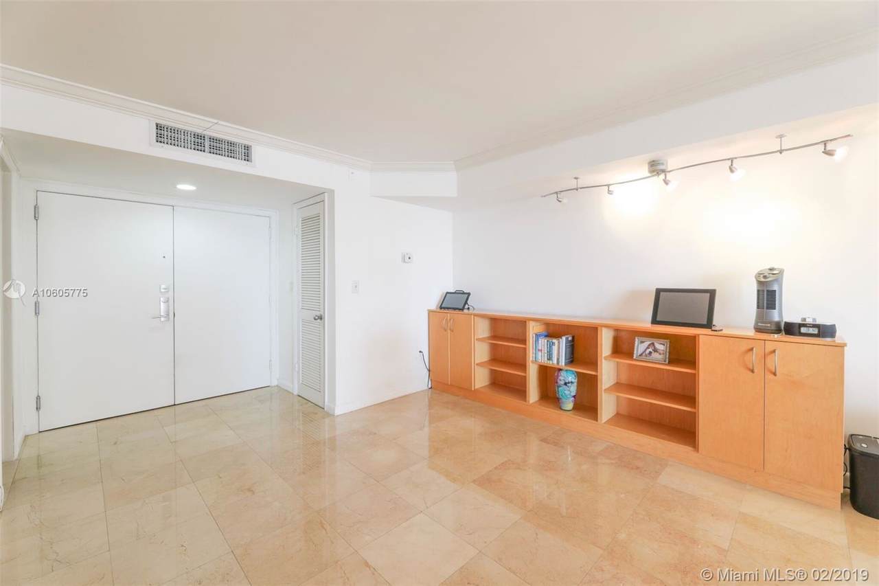6423 Collins Ave - Photo 1