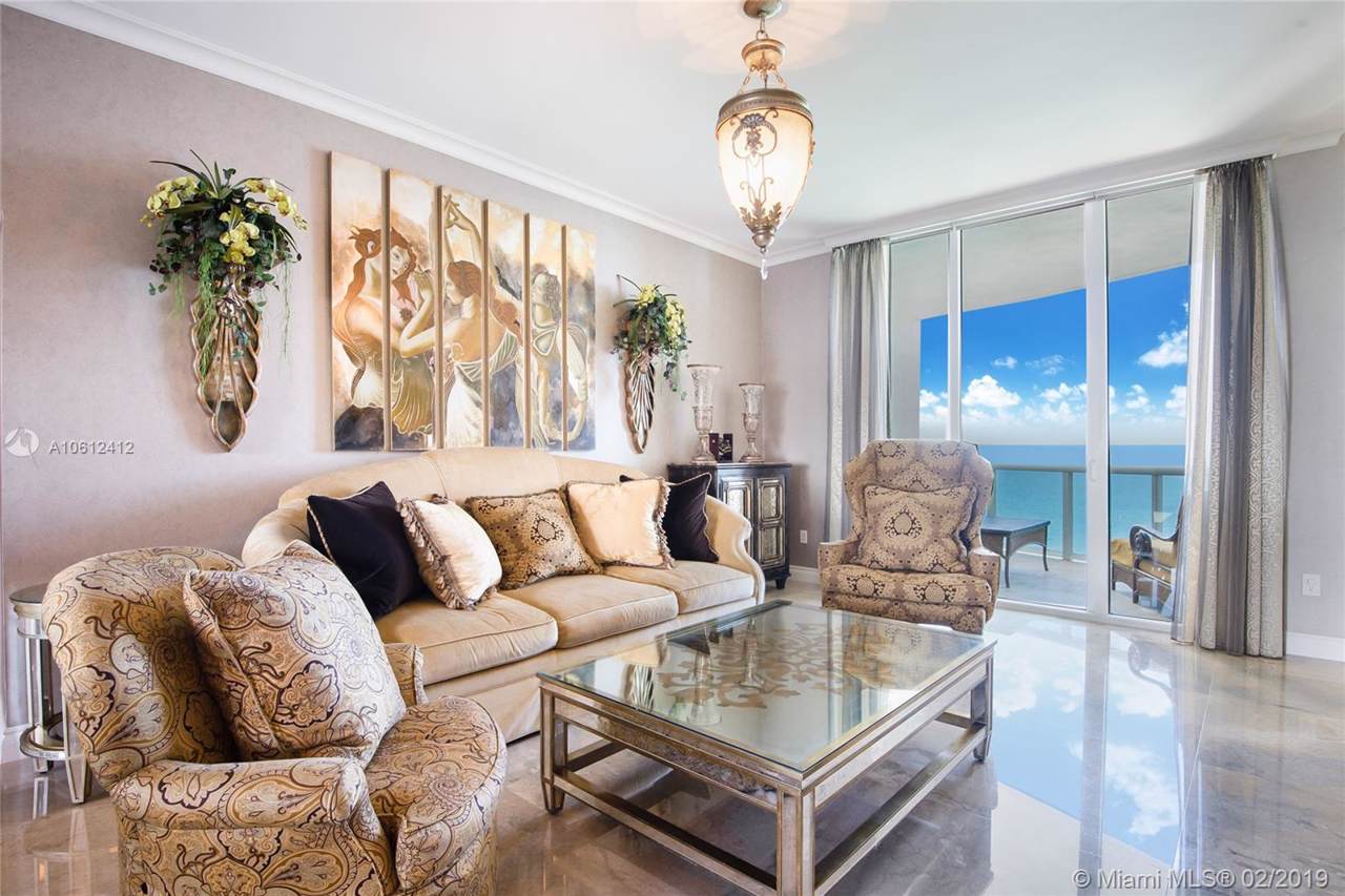 15901 Collins Ave - Photo 1