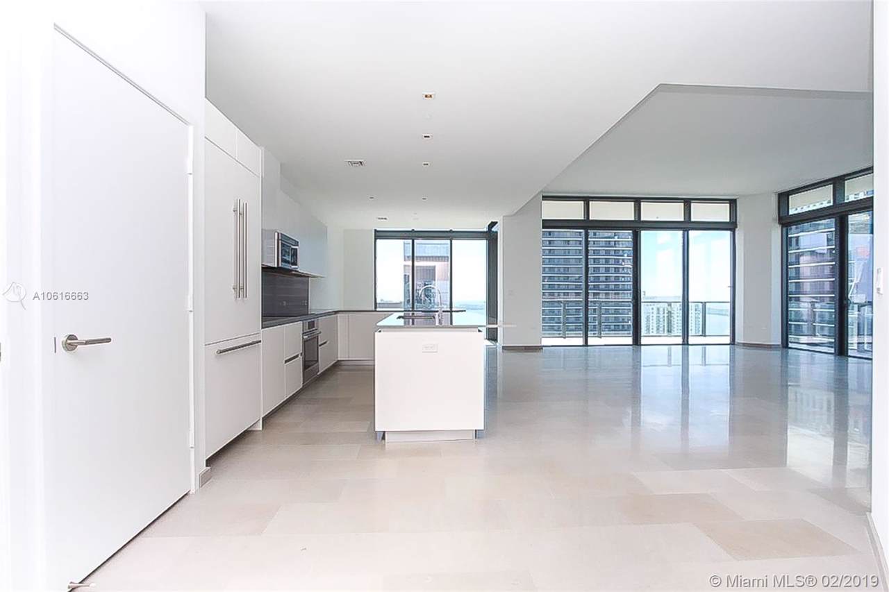 88 7th St - Photo 1