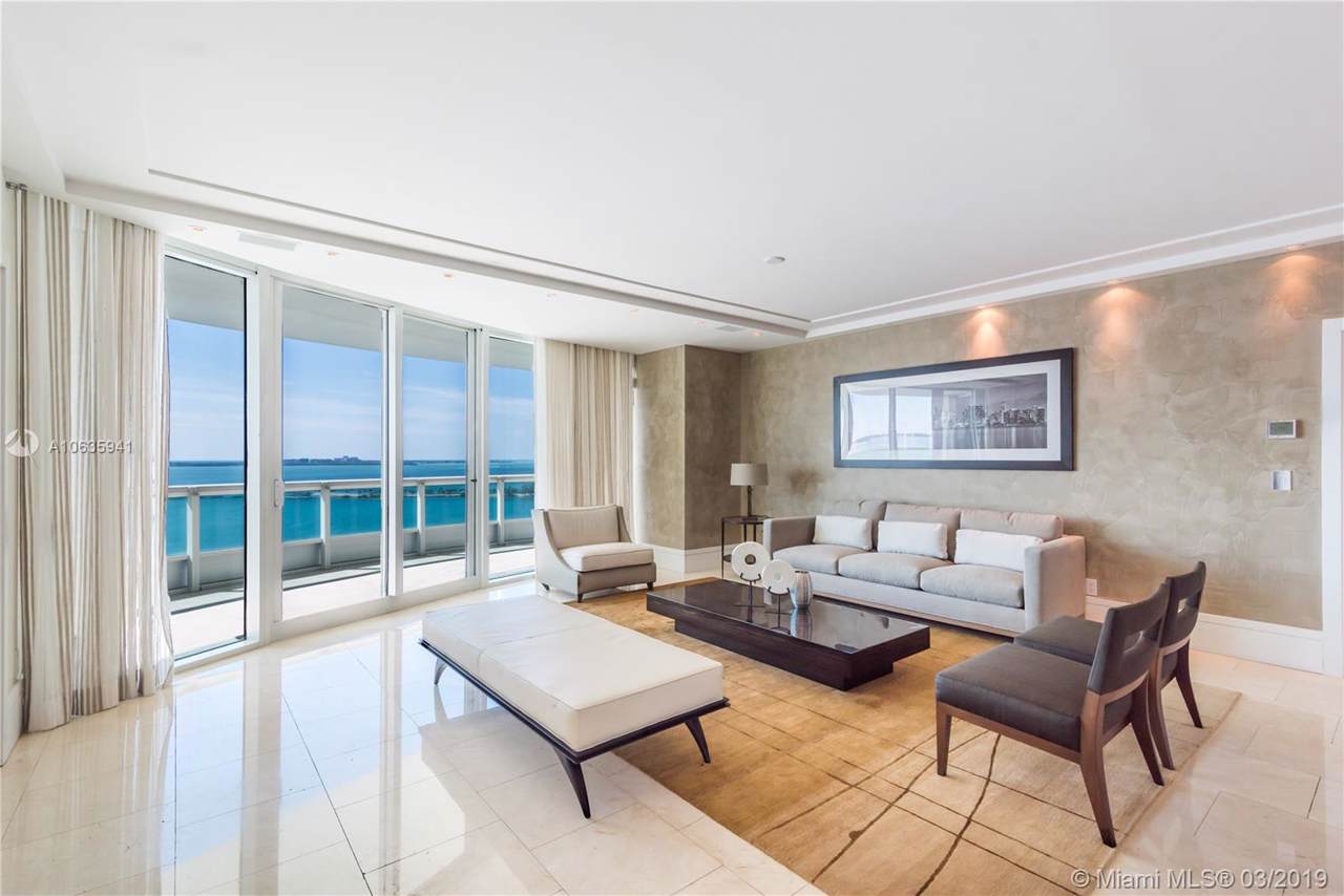 1643 Brickell Ave - Photo 1