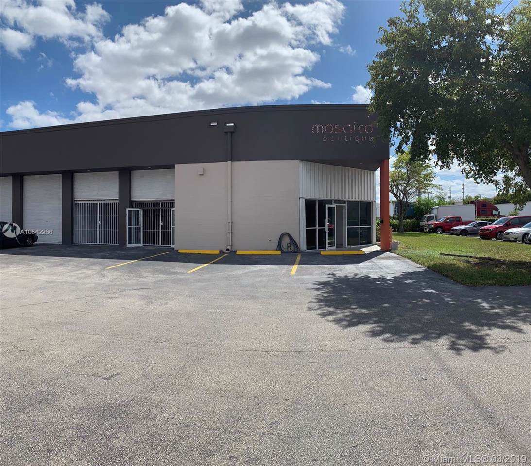 3014 79th Ave - Photo 1
