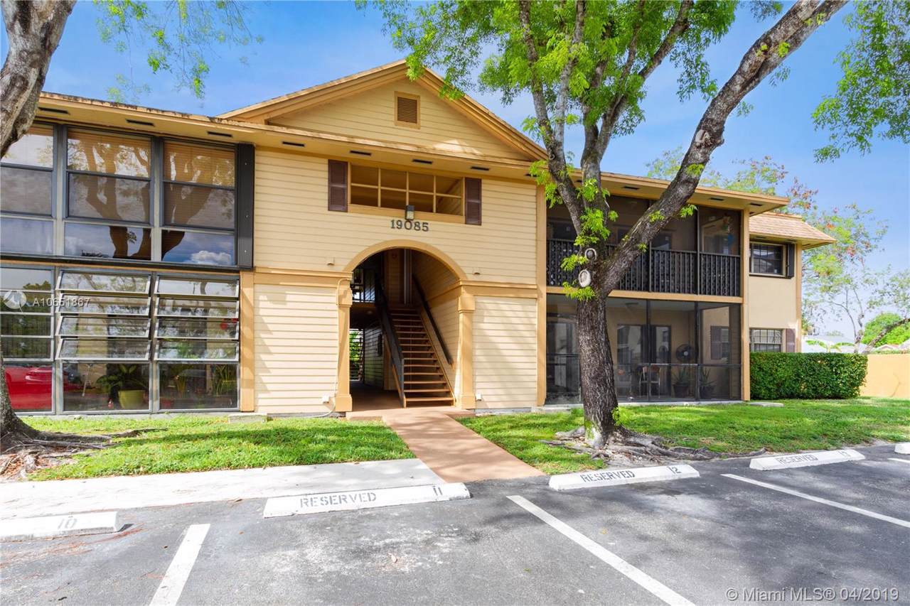 19085 62nd Ave - Photo 1