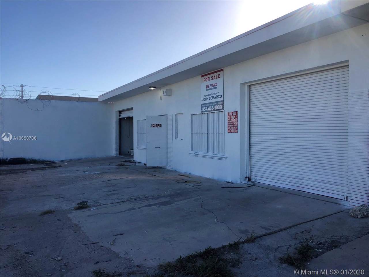 13980 20th Ave - Photo 1