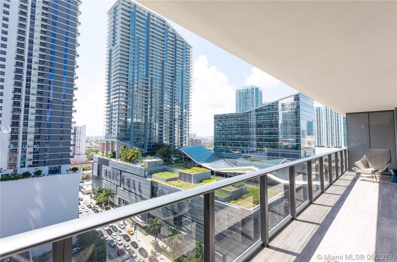 801 Miami Ave - Photo 1