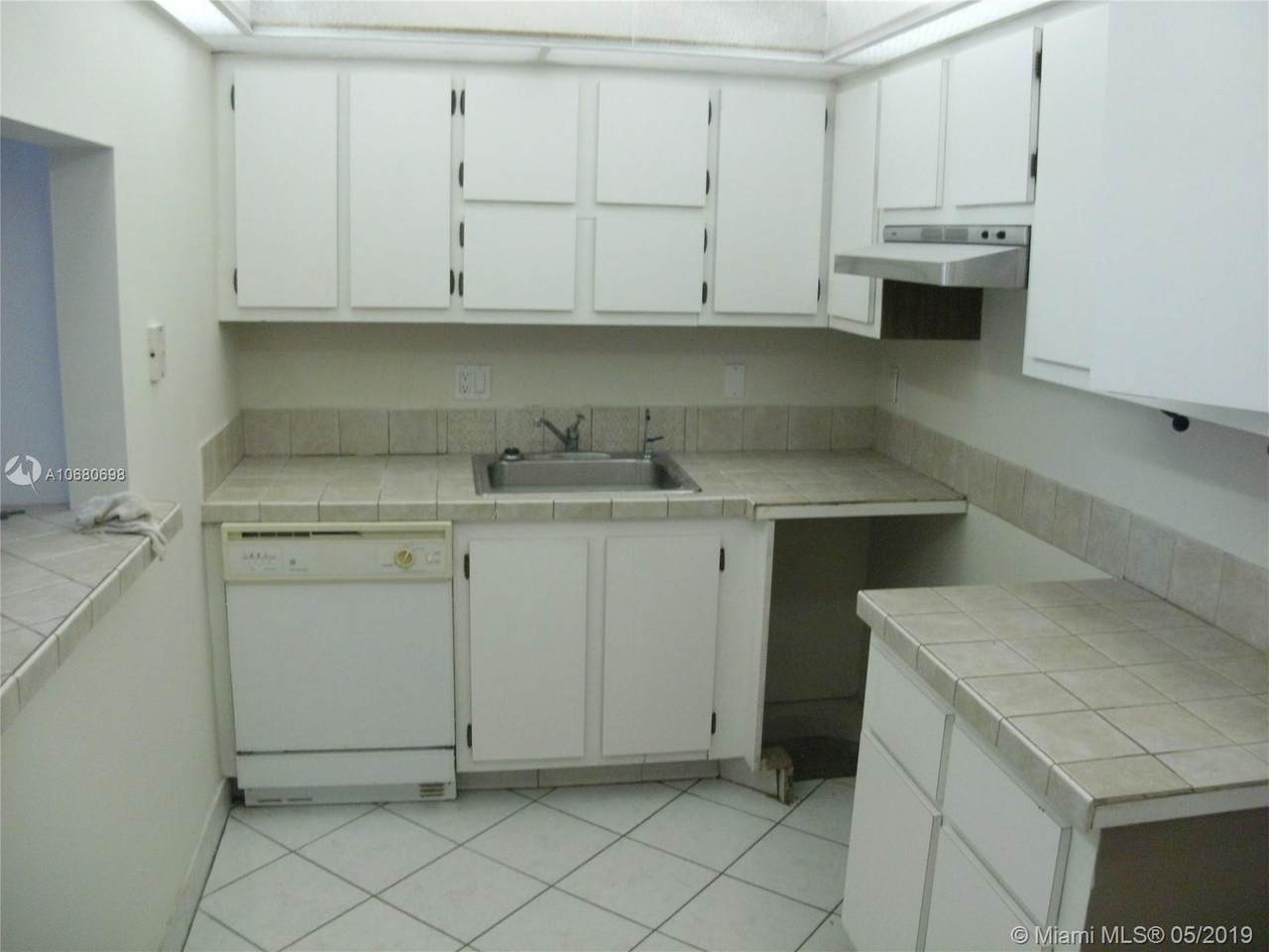 https://bt-photos.global.ssl.fastly.net/miami/1280_boomver_2_A10680698-2.jpg