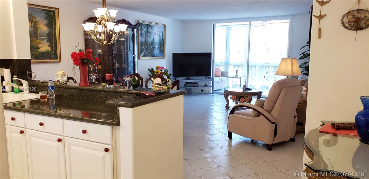 420 12th Ave - Photo 1