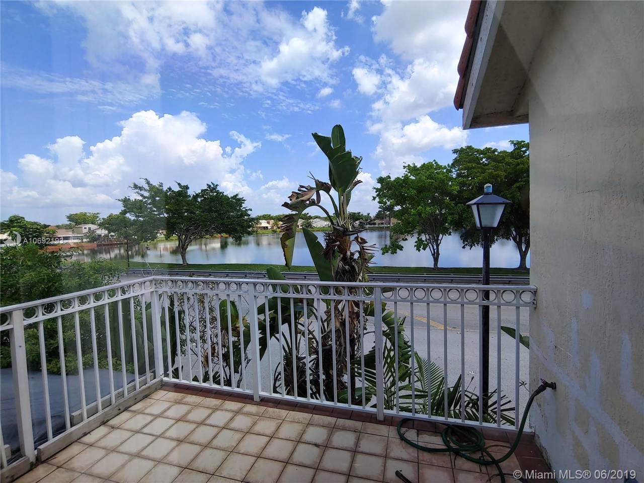 8497 191st St - Photo 1