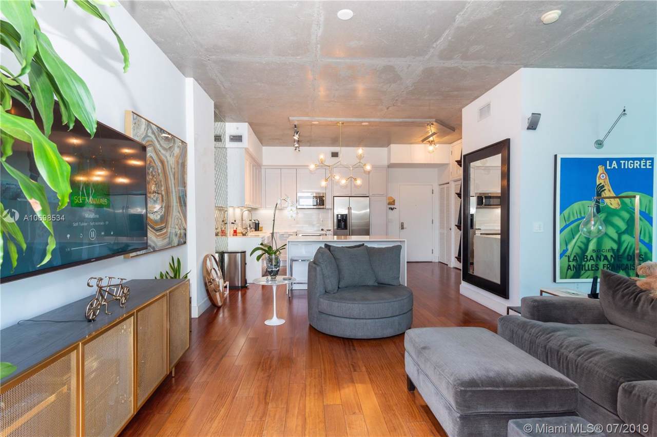 2275 Biscayne Blvd - Photo 1