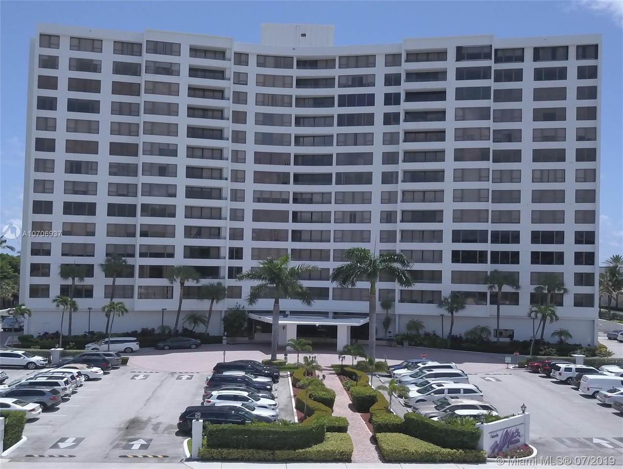 3505 Ocean Dr - Photo 1