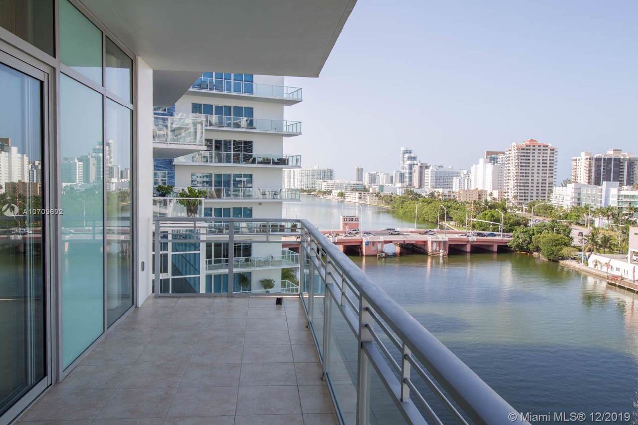 6101 Aqua Ave - Photo 1