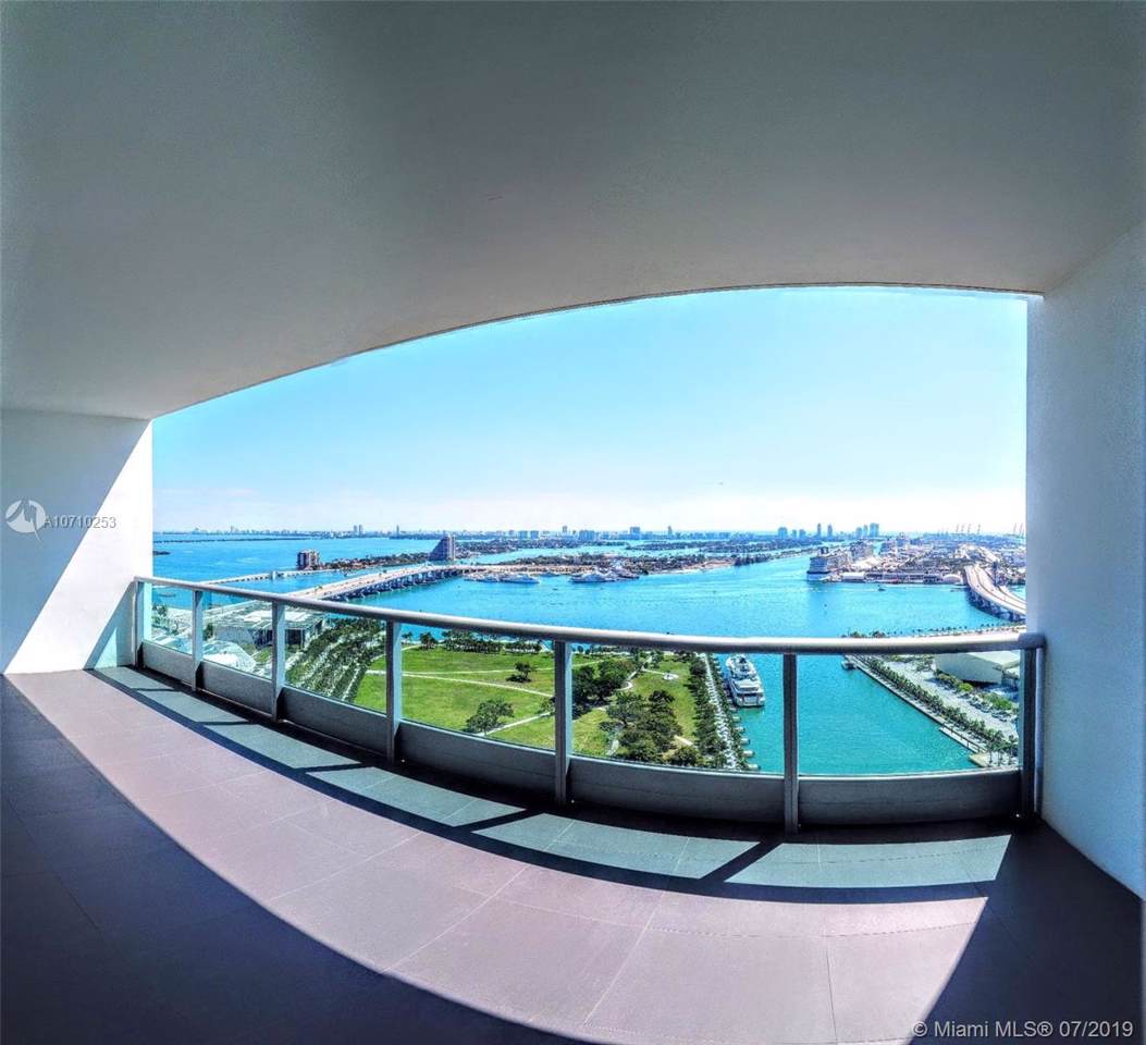900 Biscayne - Photo 1