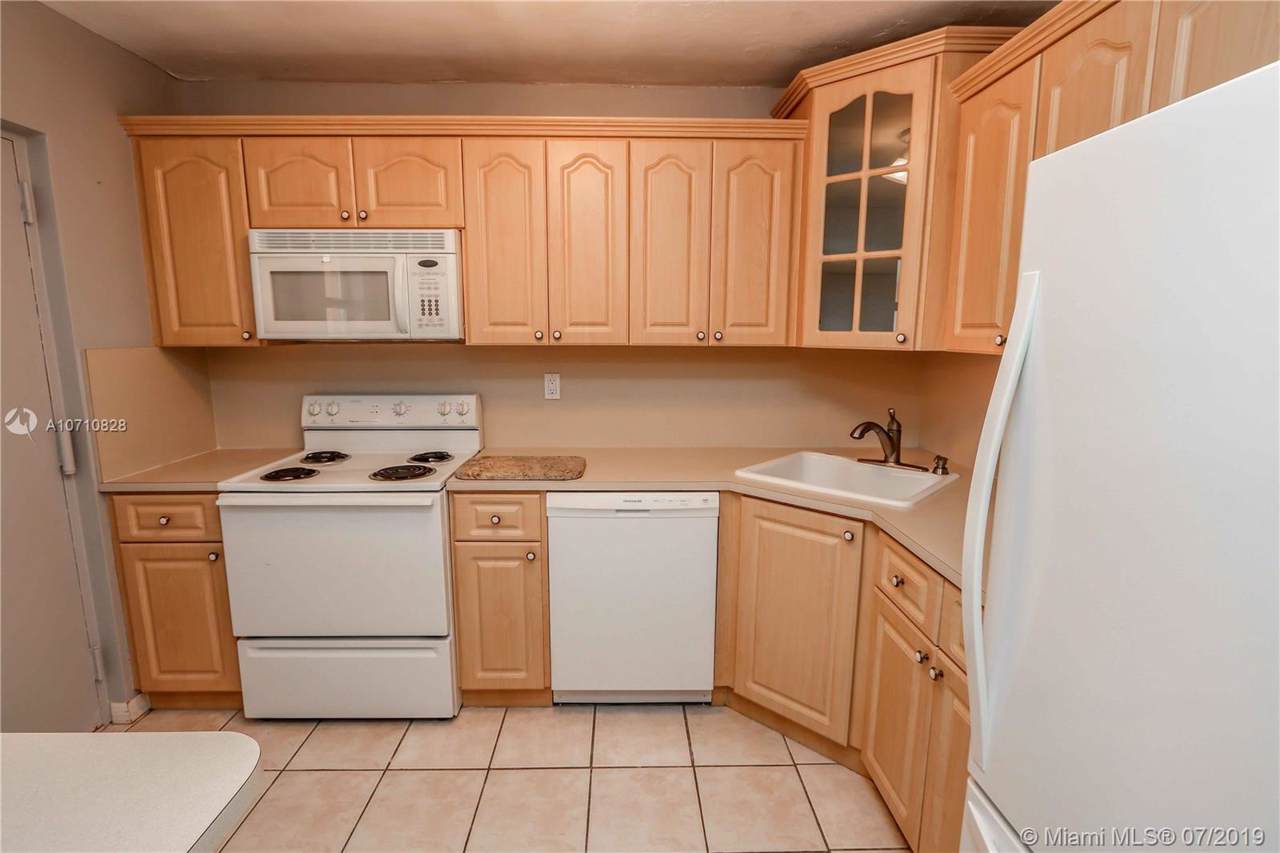7400 Miami Lakes Dr - Photo 1
