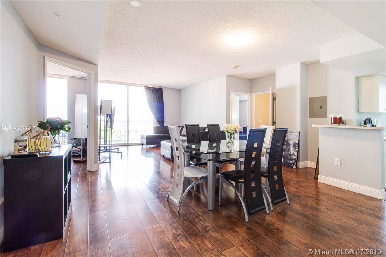 5085 7th St - Photo 1