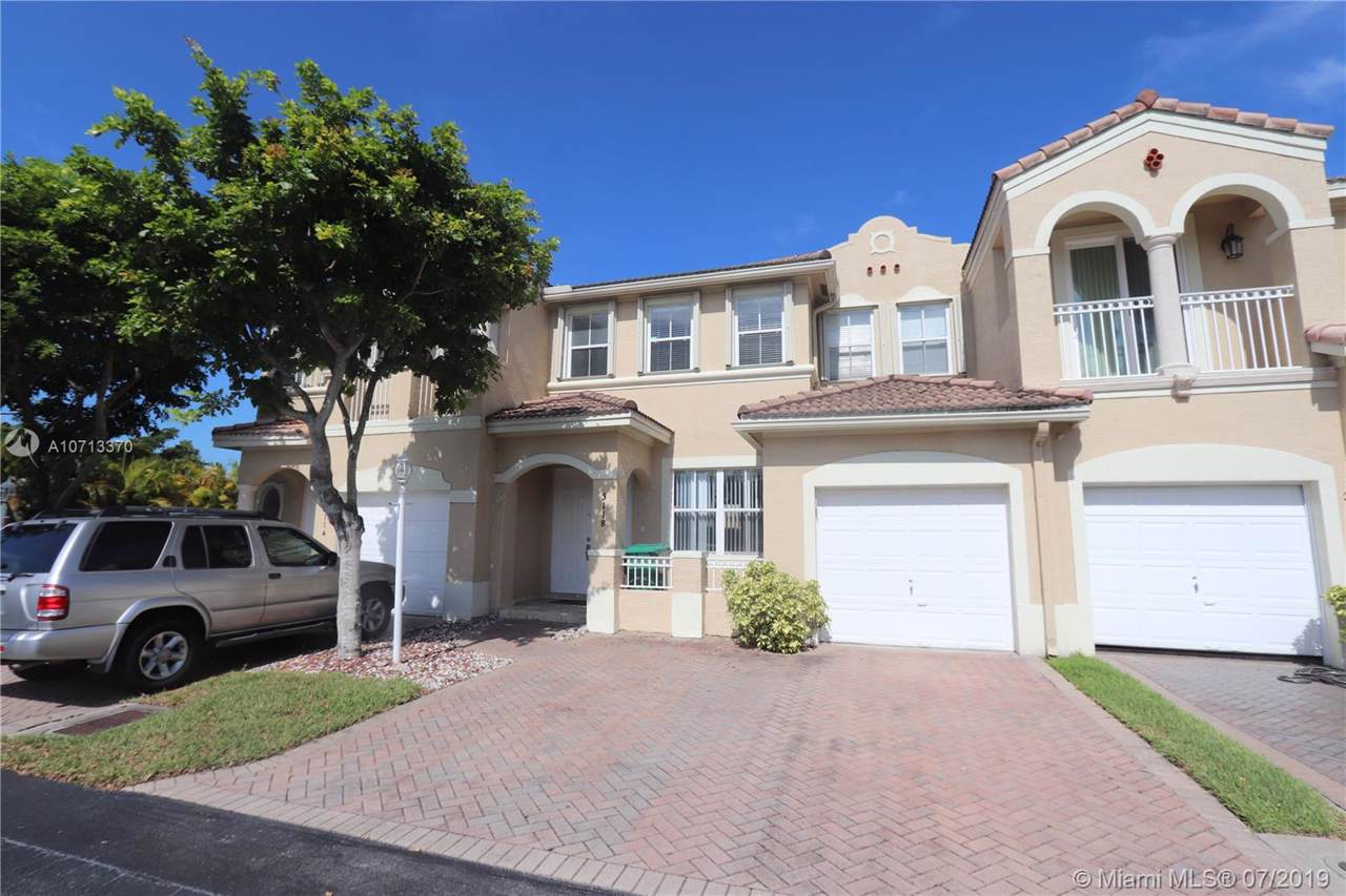 3118 101st Ct - Photo 1