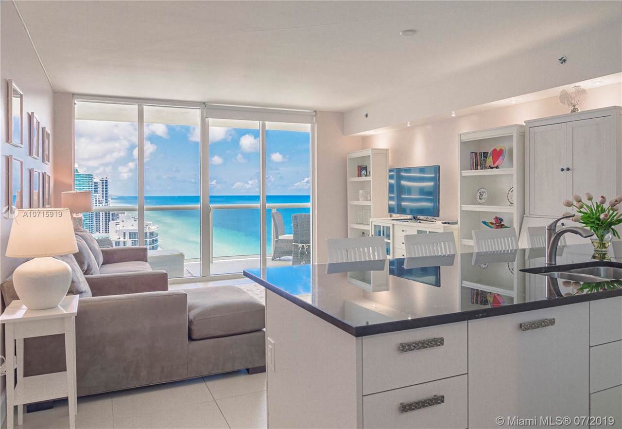 1830 Ocean Dr - Photo 1