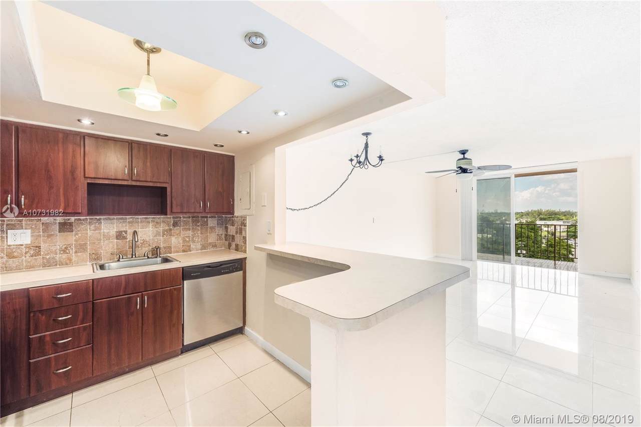 1465 123rd St - Photo 1