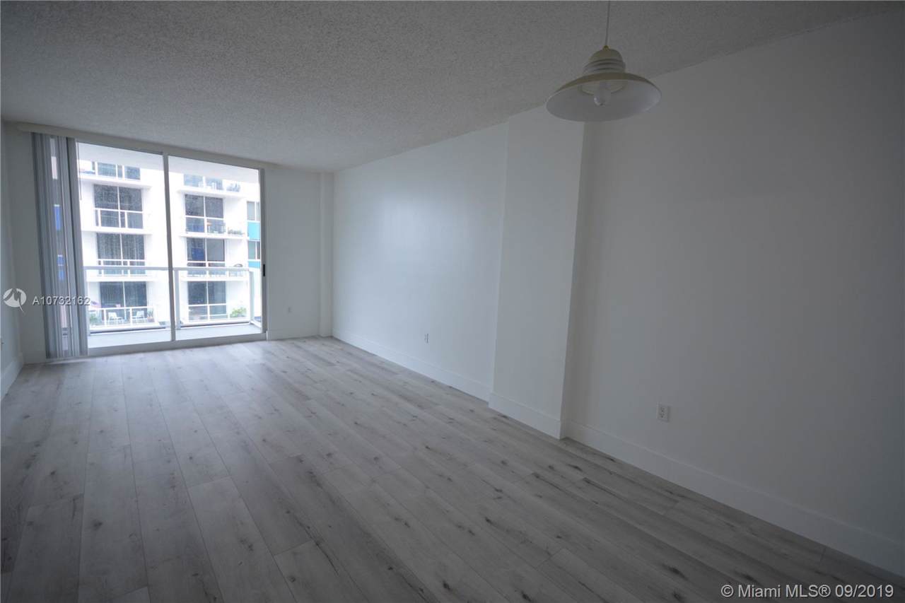 5091 7th St - Photo 1
