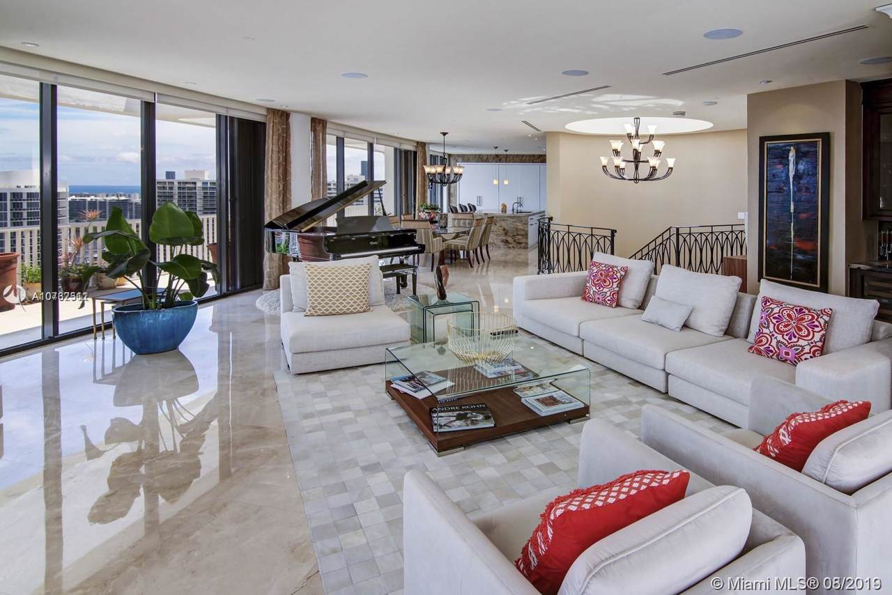 2000 Island Blvd - Photo 1