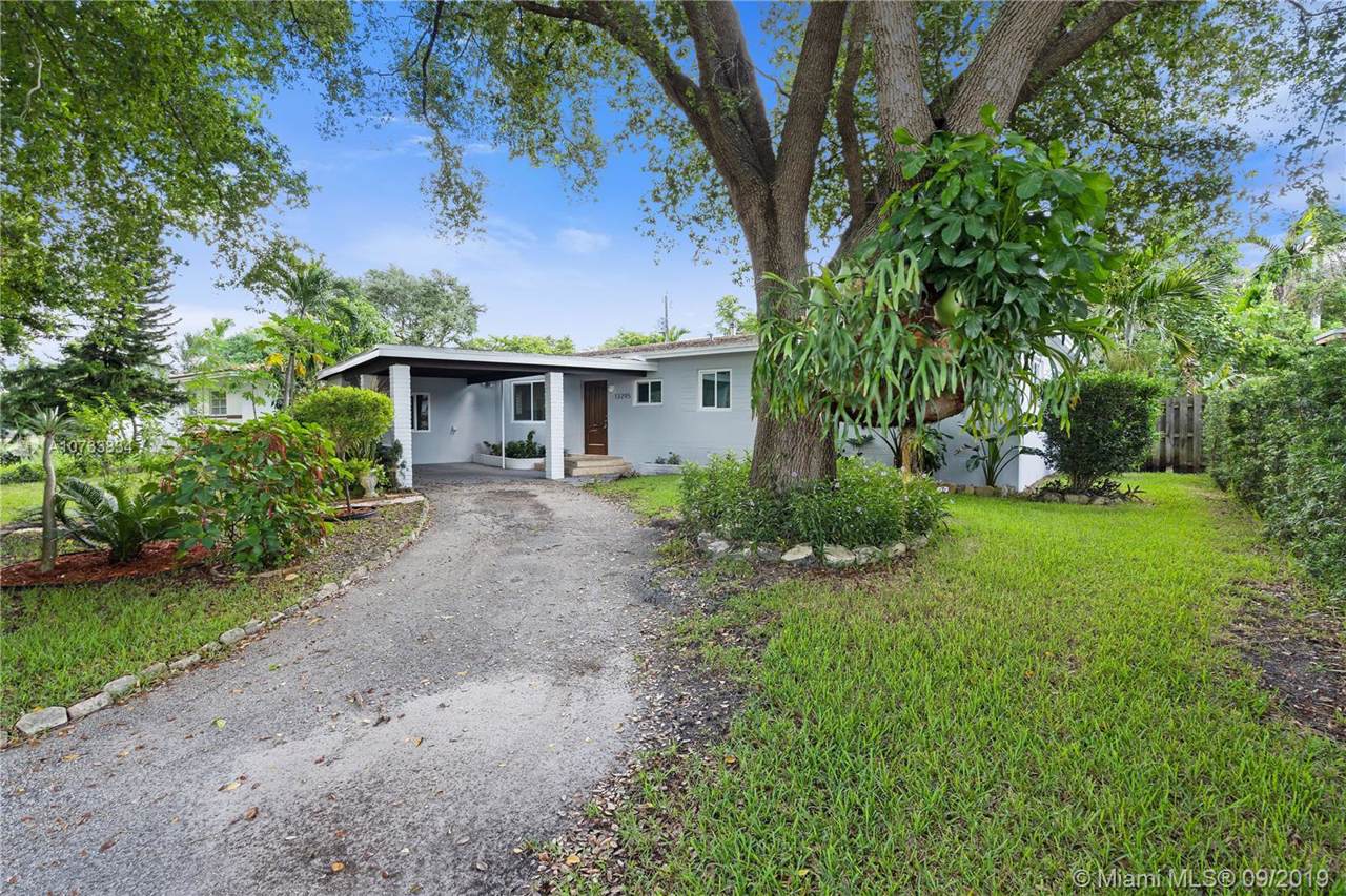 13295 Miami Ave - Photo 1