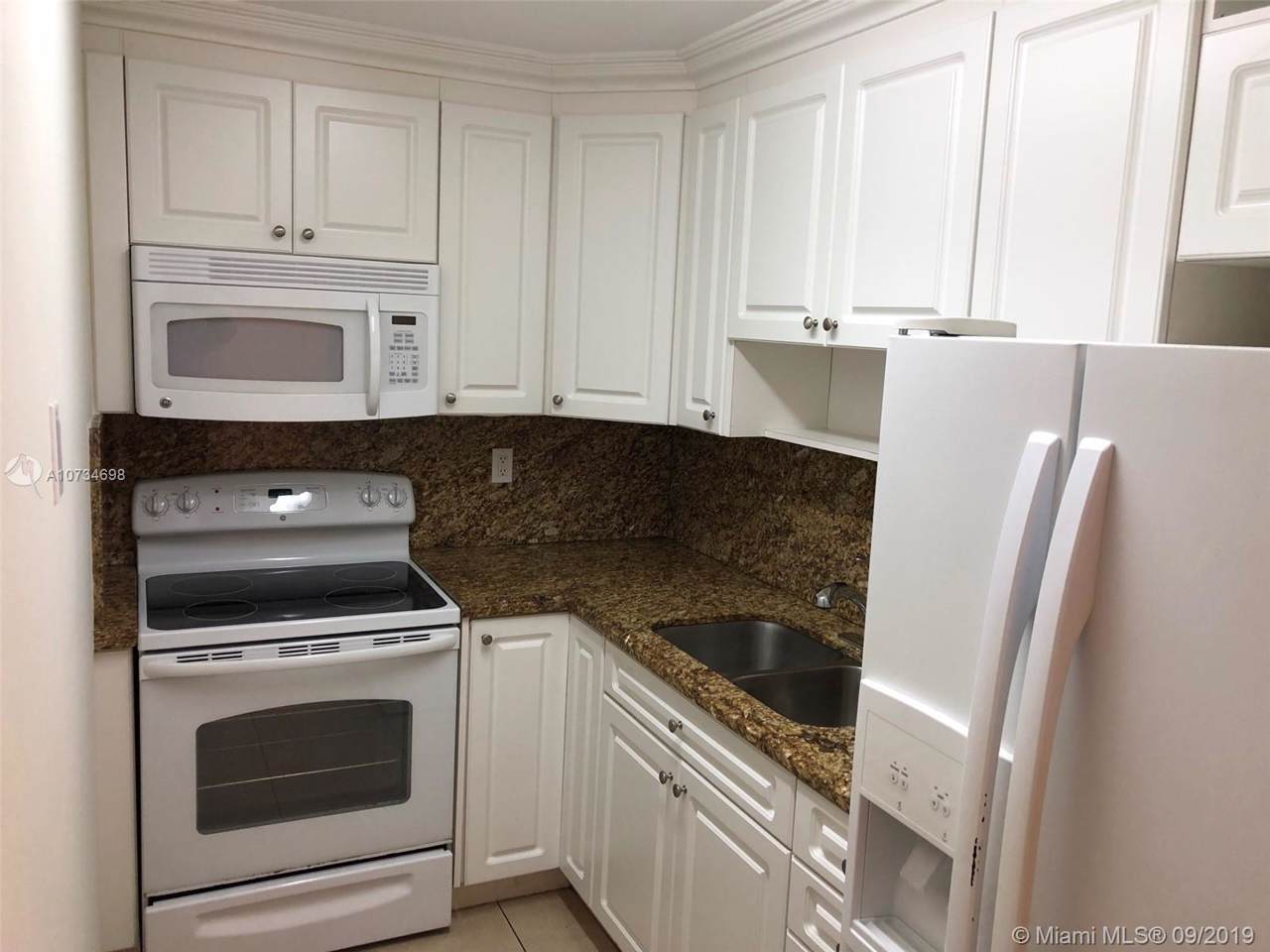 4801 7th St - Photo 1