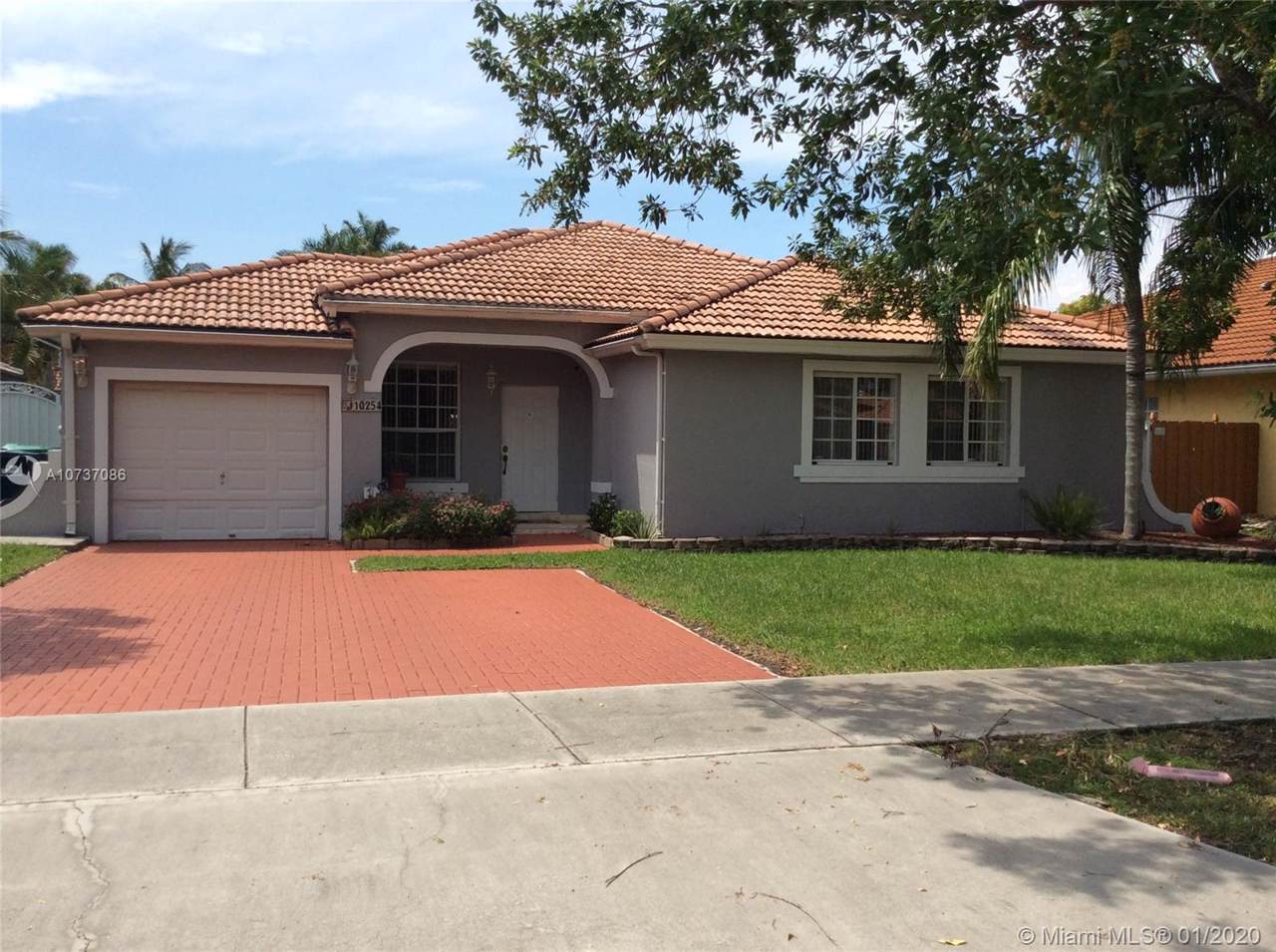 10254 159th Ave - Photo 1