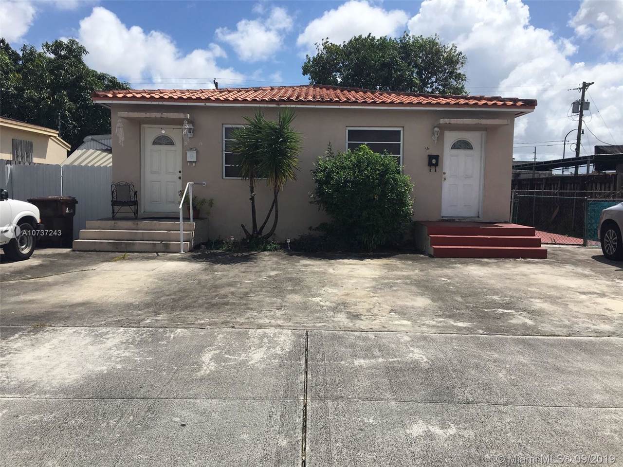 16 15th St - Photo 1