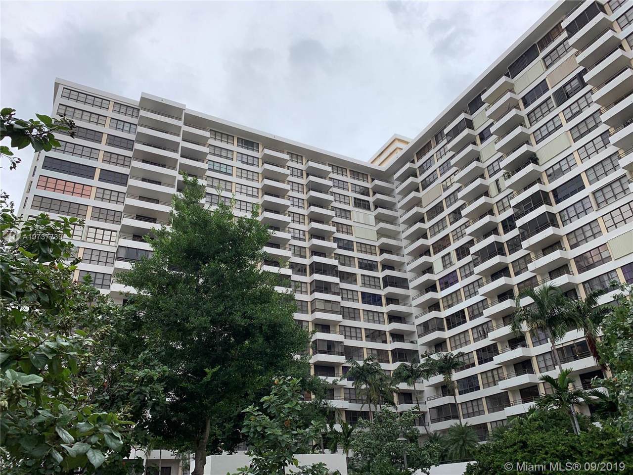 600 Three Islands Blvd - Photo 1