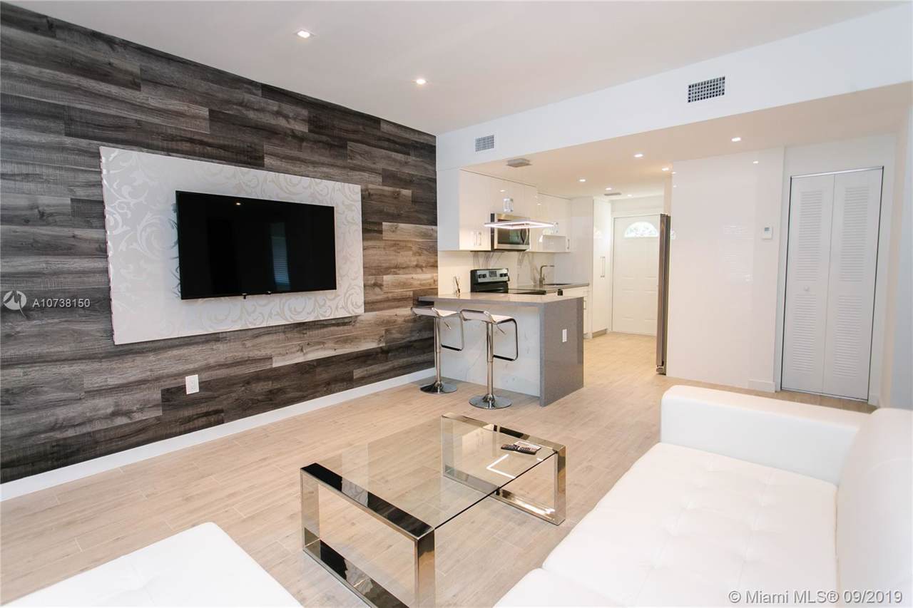 9220 Biscayne Blvd - Photo 1 9220 Biscayne Blvd - Photo 1
