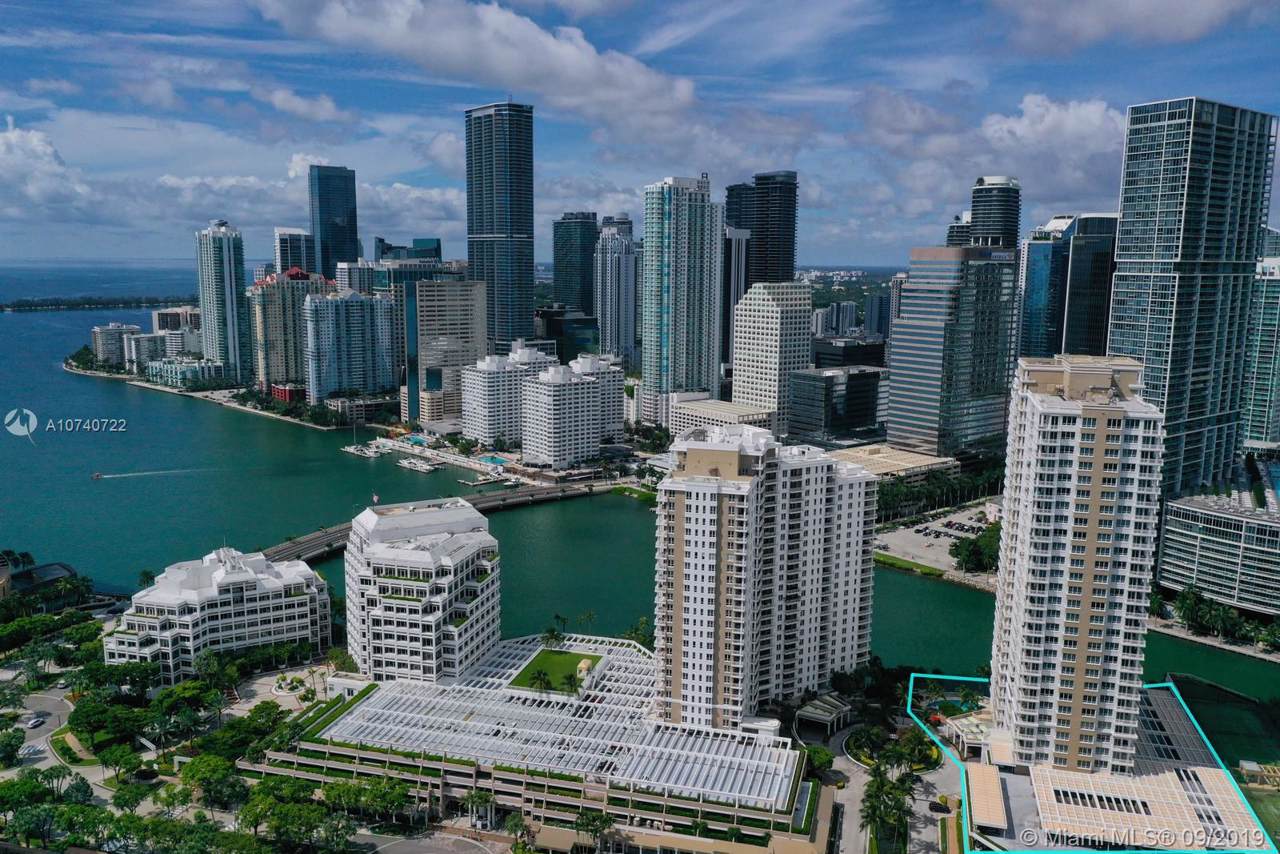 801 Brickell Key Blvd - Photo 1 801 Brickell Key Blvd - Photo 1