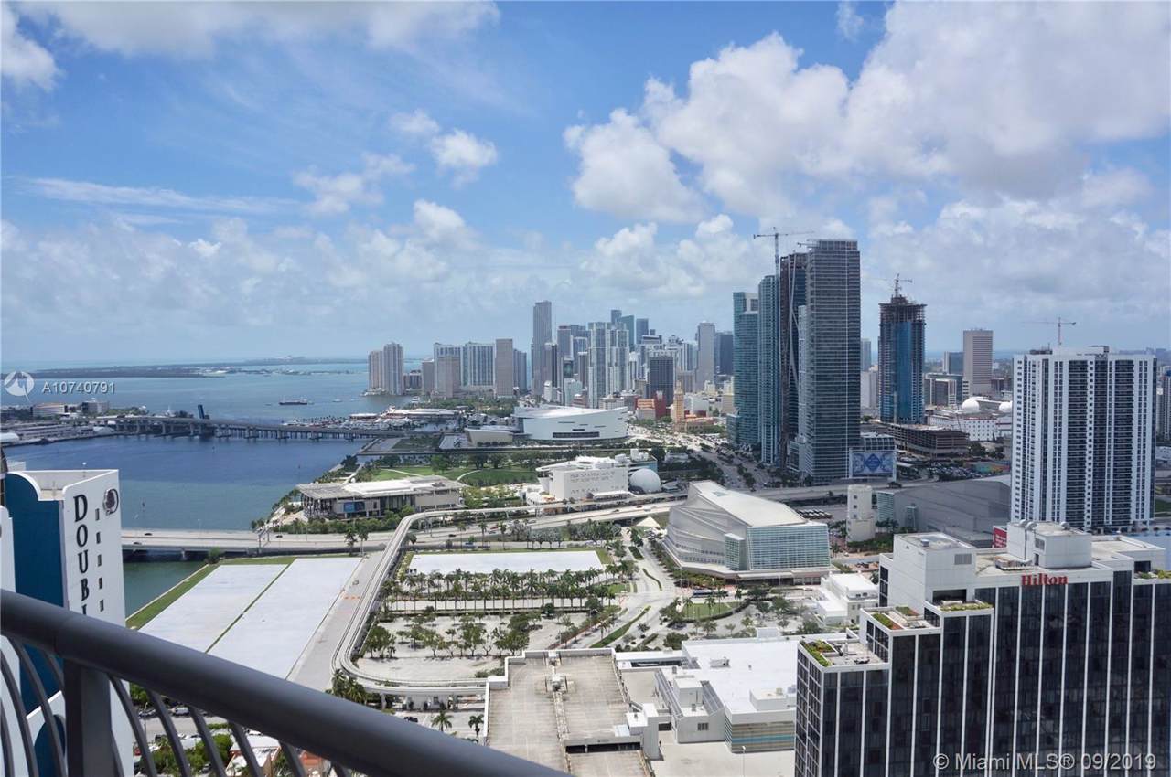 1750 Bayshore Dr - Photo 1