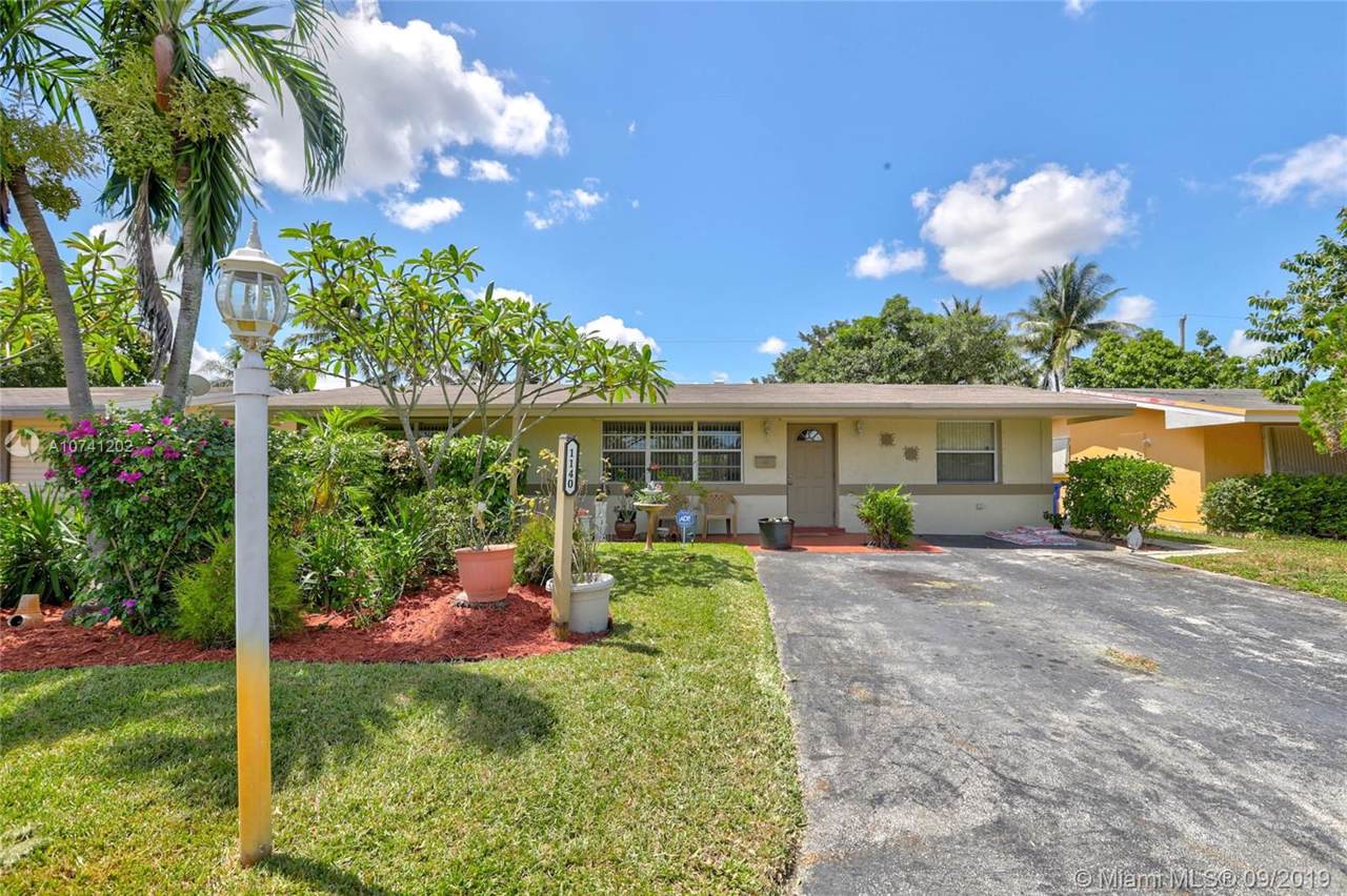 1140 77th Way - Photo 1
