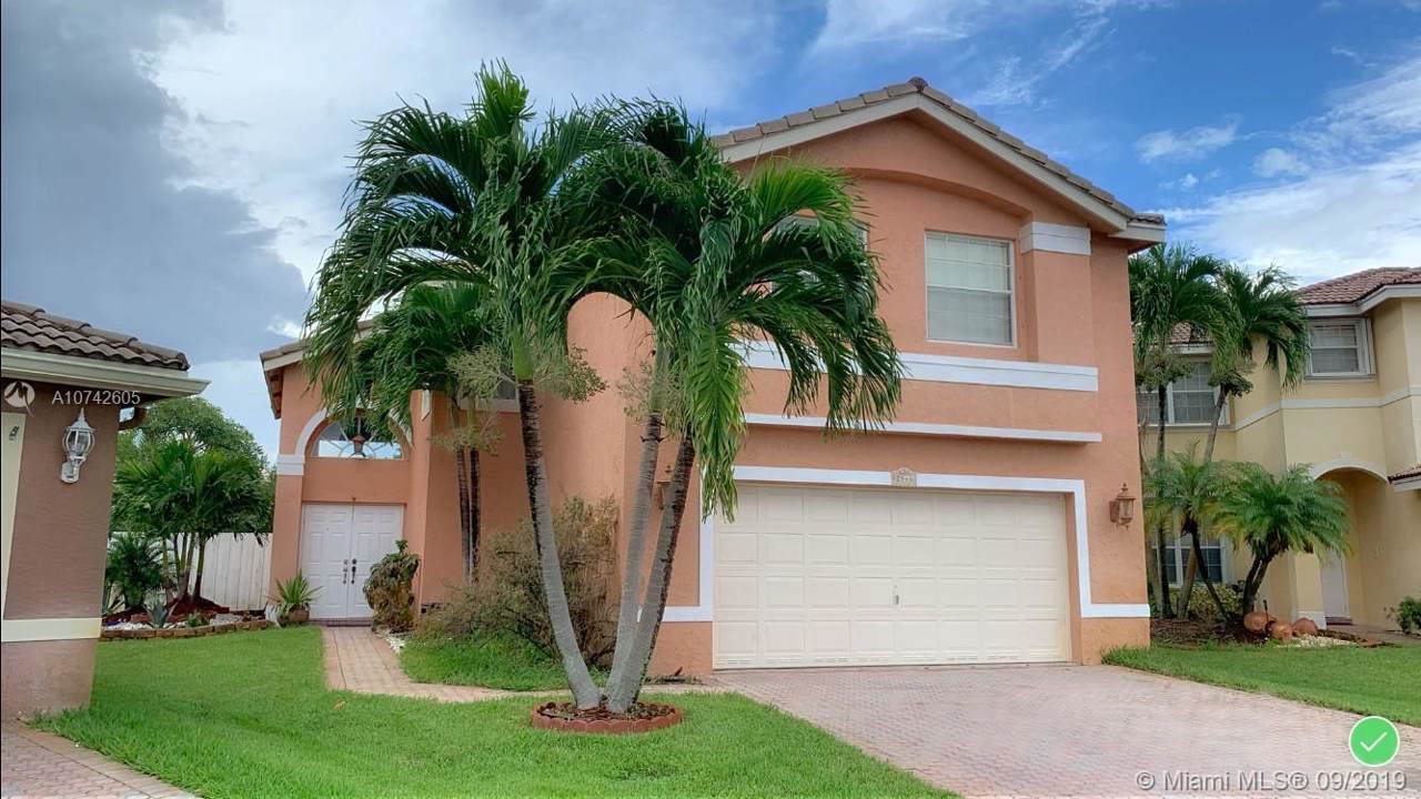 2146 150th Ave - Photo 1