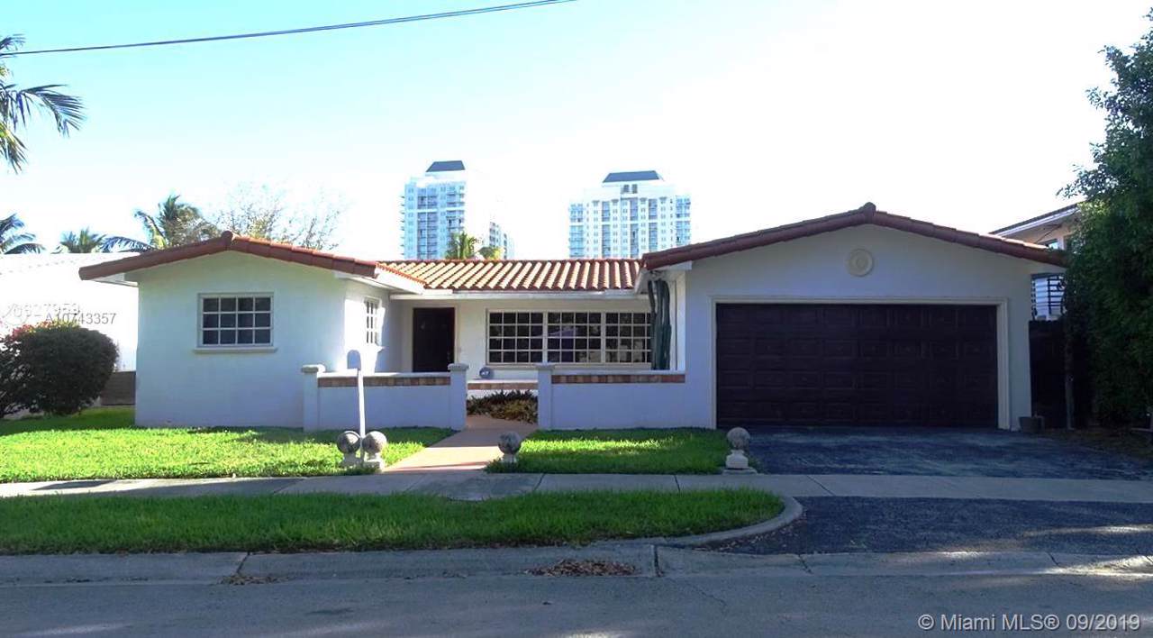 1210 83rd St - Photo 1