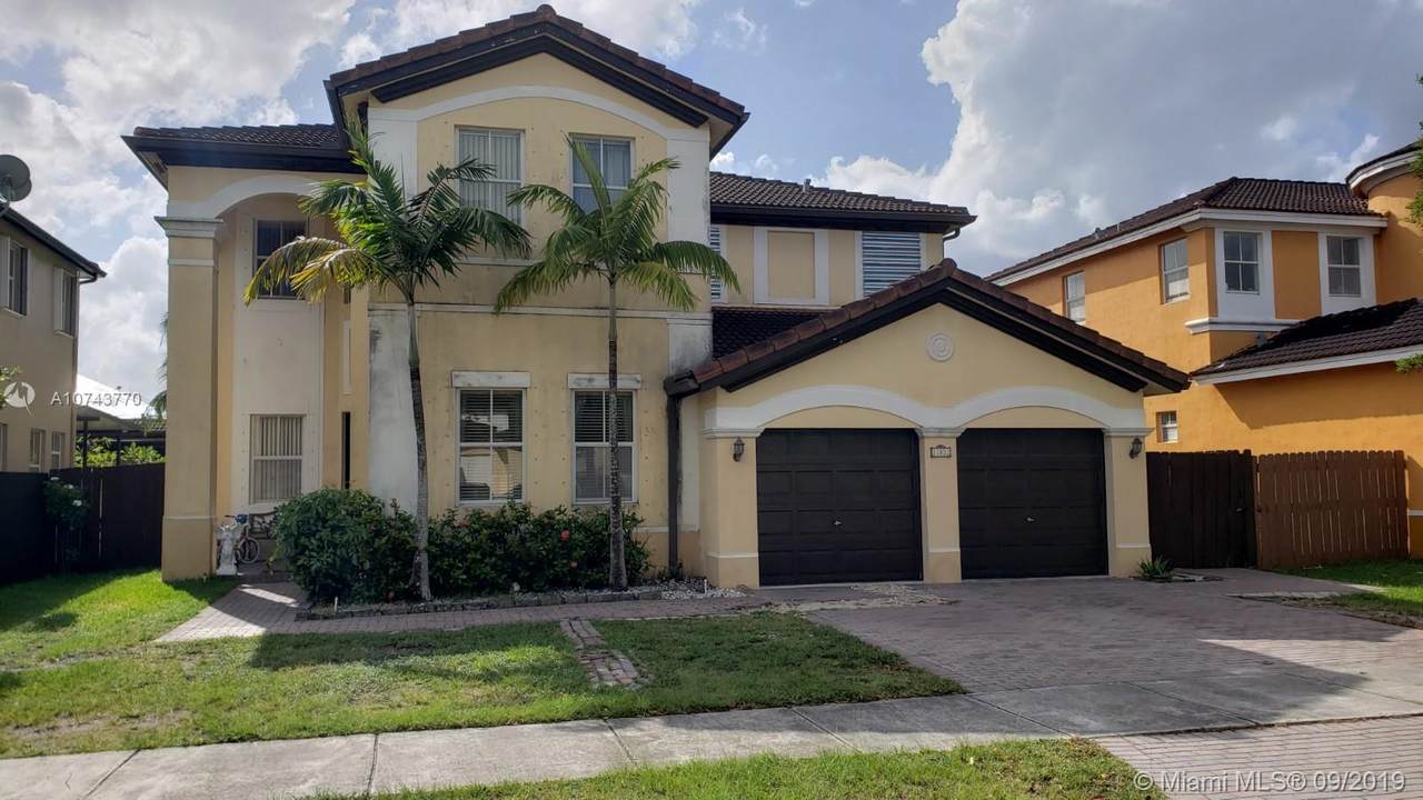 17832 87th Ct - Photo 1