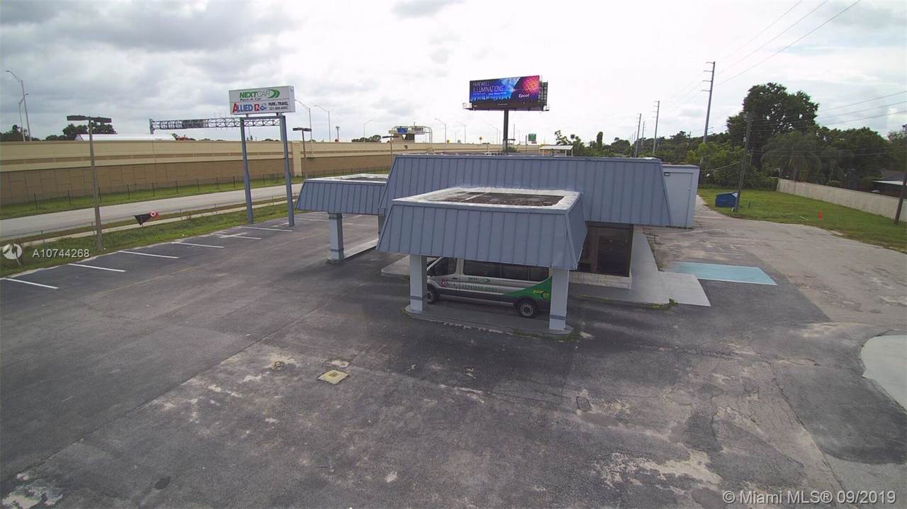 3255 Mccoy - Photo 1