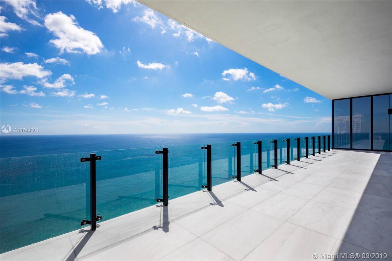 17141 Collins Ave - Photo 1