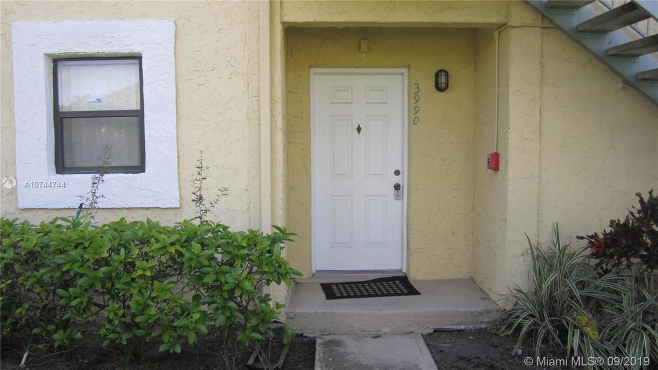 3990 87th Ave - Photo 1