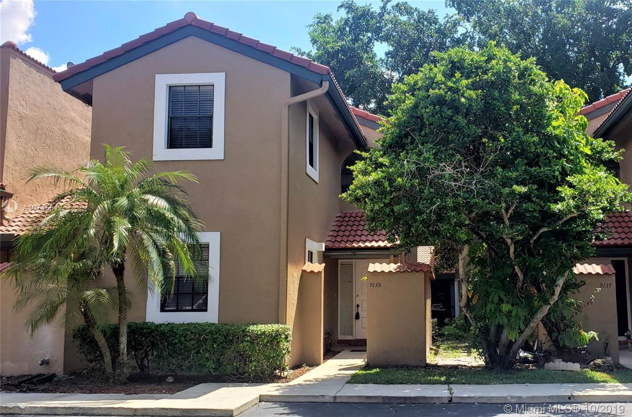 9135 Sunrise Blvd - Photo 1