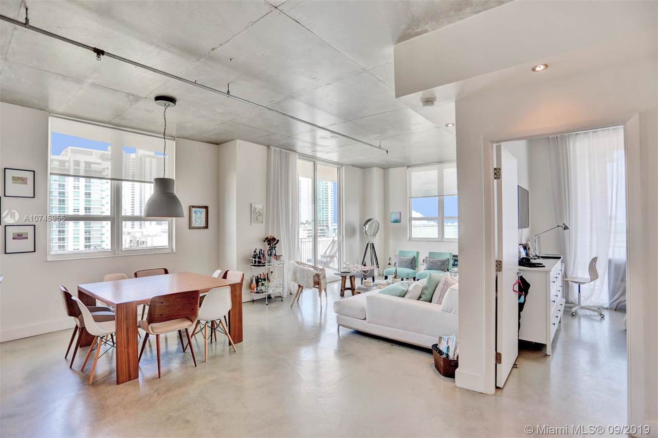 2275 Biscayne Blvd - Photo 1
