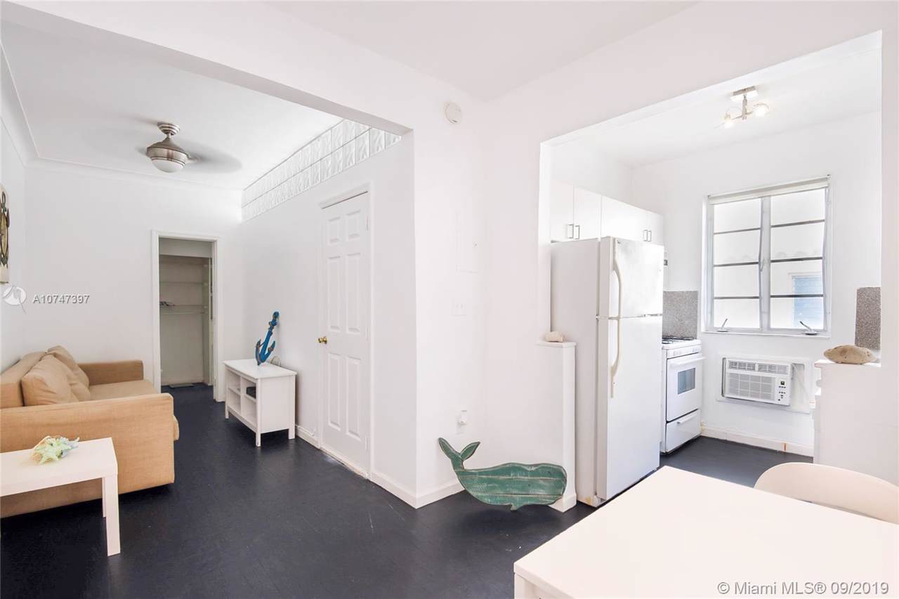 1611 Euclid Ave - Photo 1