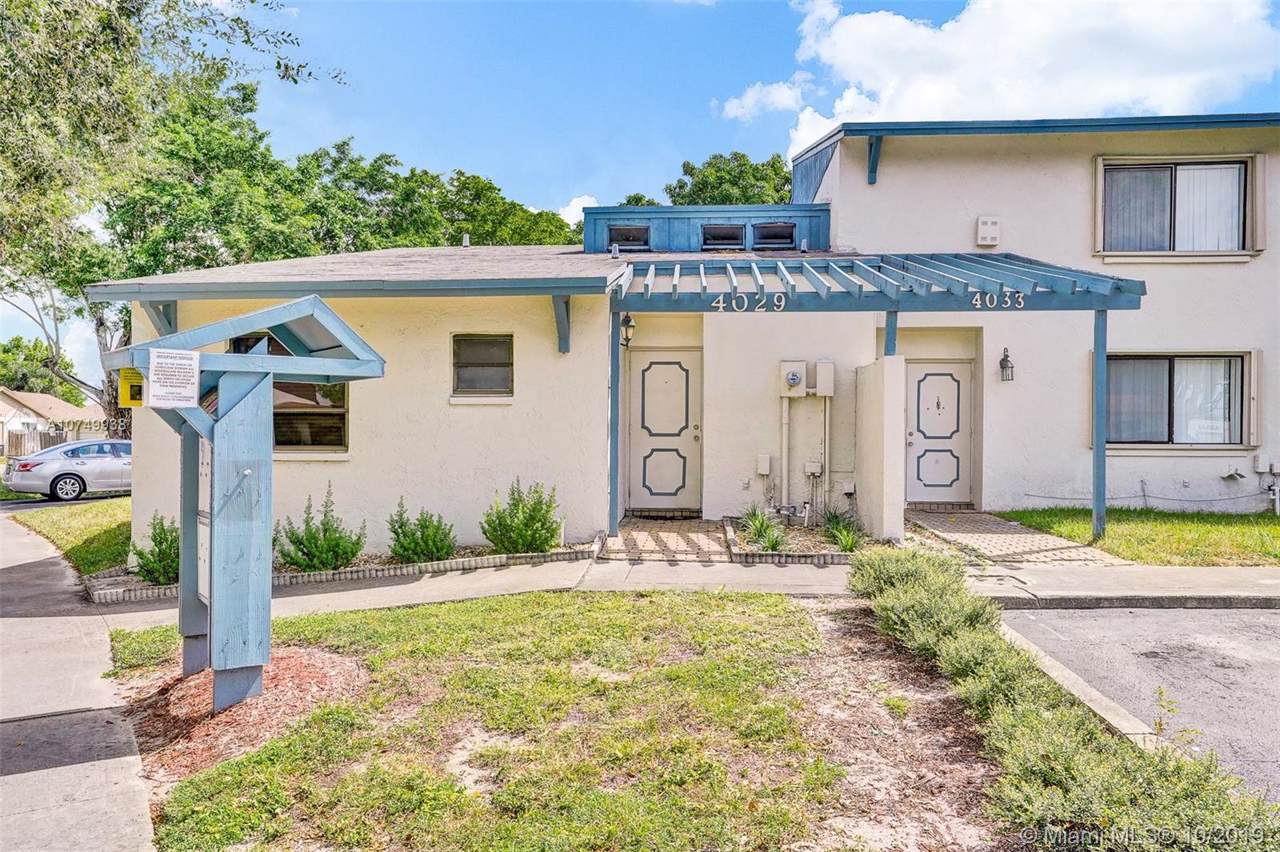 4029 68th Way - Photo 1