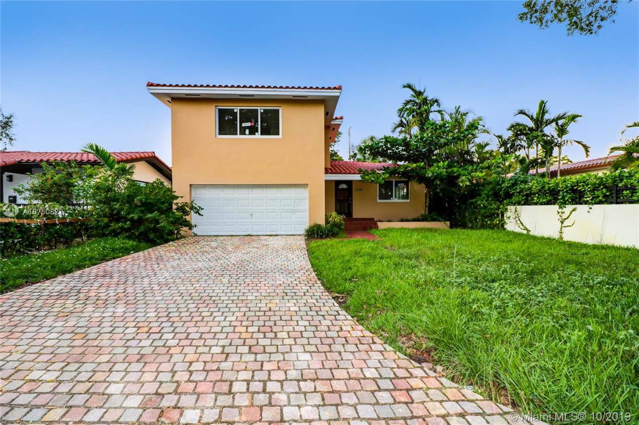 1405 Bird Rd - Photo 1