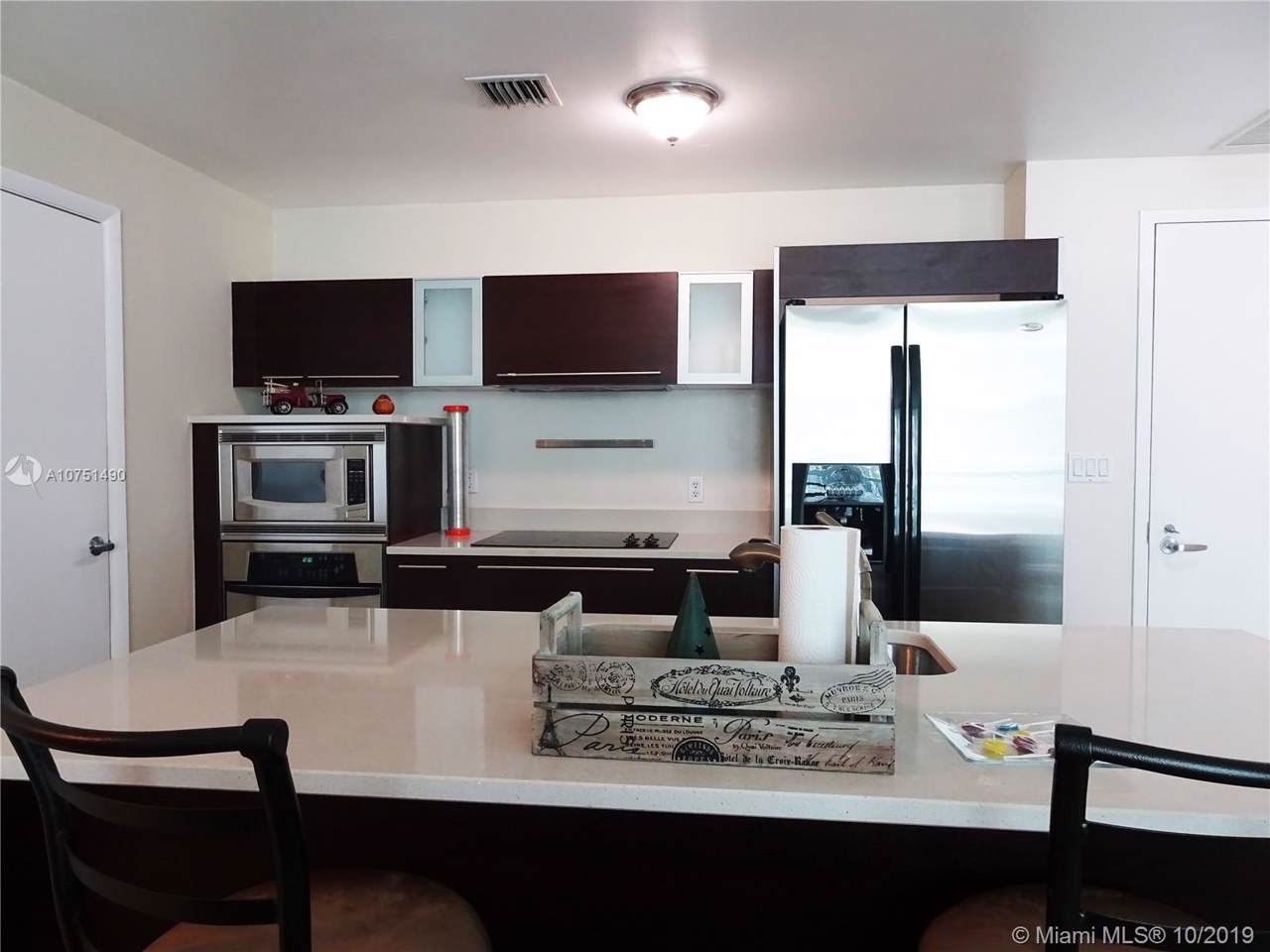1900 Bayshore Dr - Photo 1