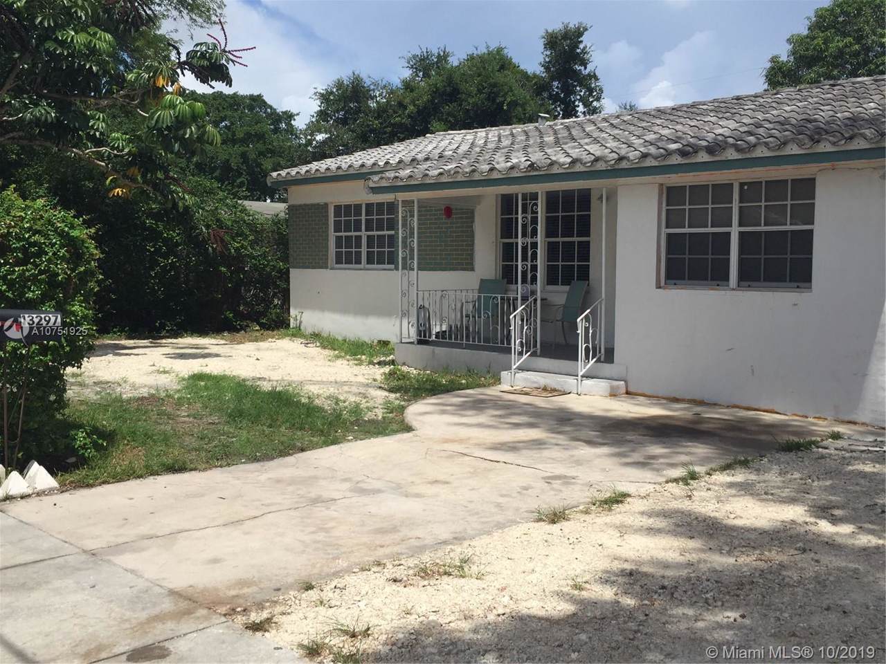 13297 Aswan Rd - Photo 1
