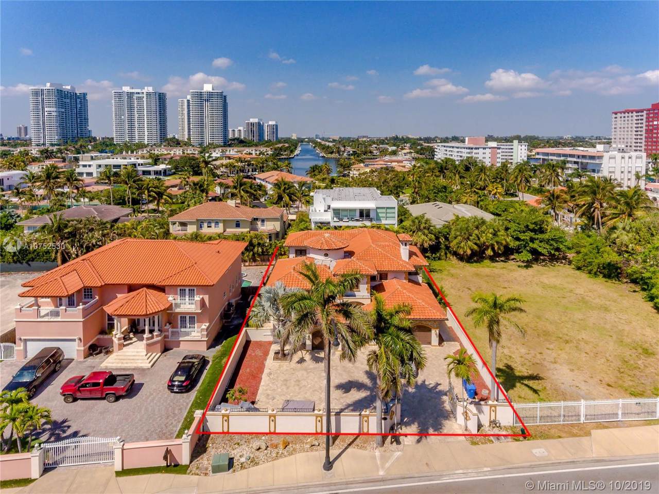 674 Ocean Blvd - Photo 1