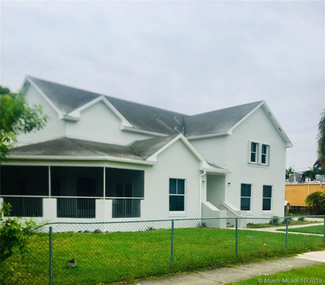 34 5th Ave - Photo 1