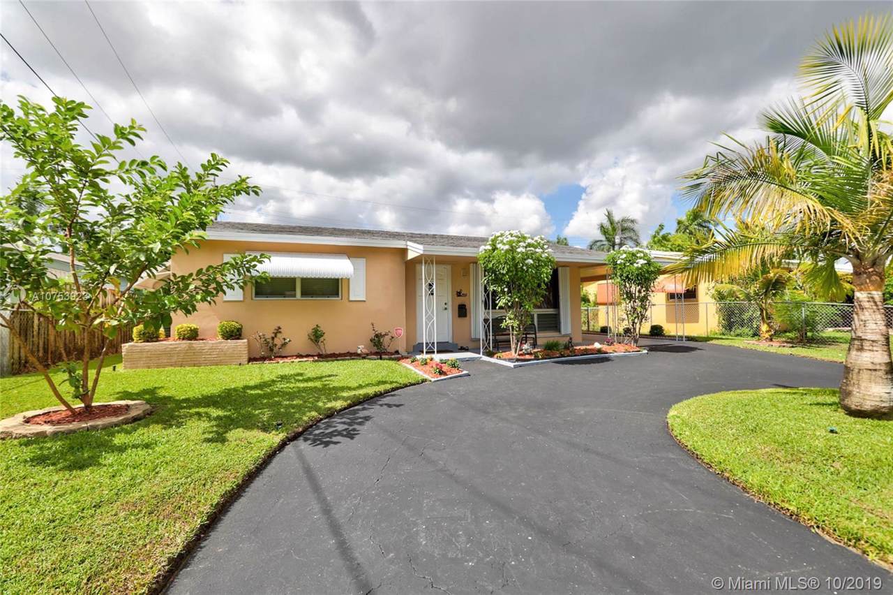 1912 31st Ave - Photo 1