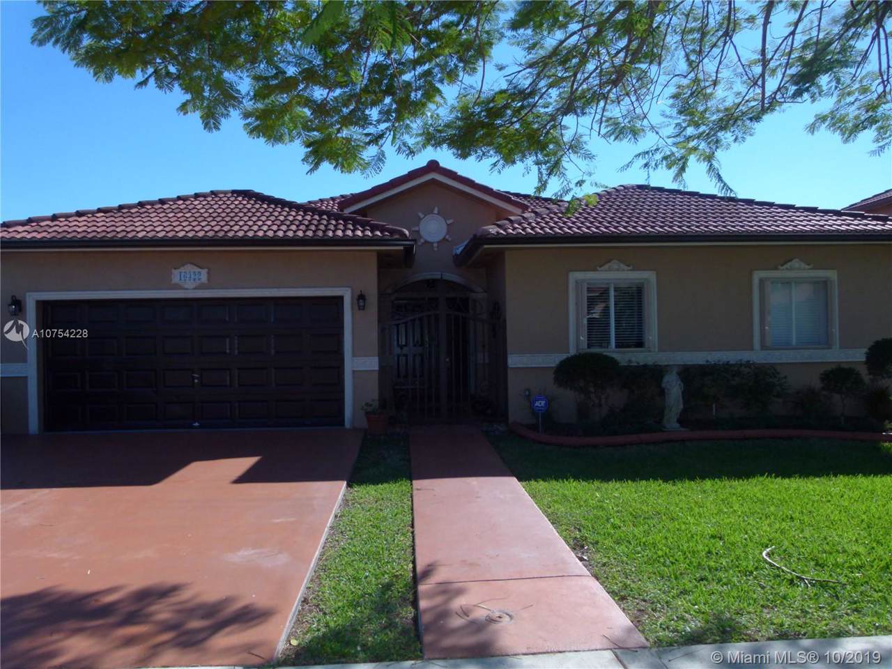 16322 42nd Ter - Photo 1